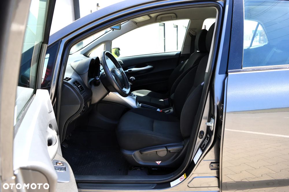 Toyota Auris 1.33 VVT-i Life Comfort - 6
