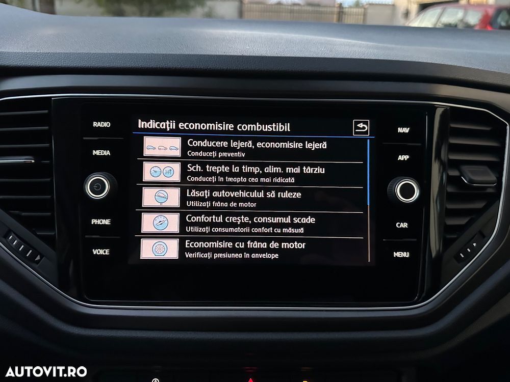 Volkswagen T-ROC 1.6 TDI SCR Style - 28
