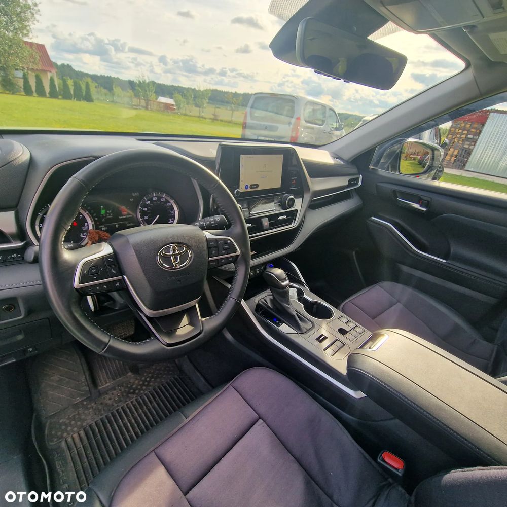 Toyota Highlander 2.5 Hybrid Comfort - 14