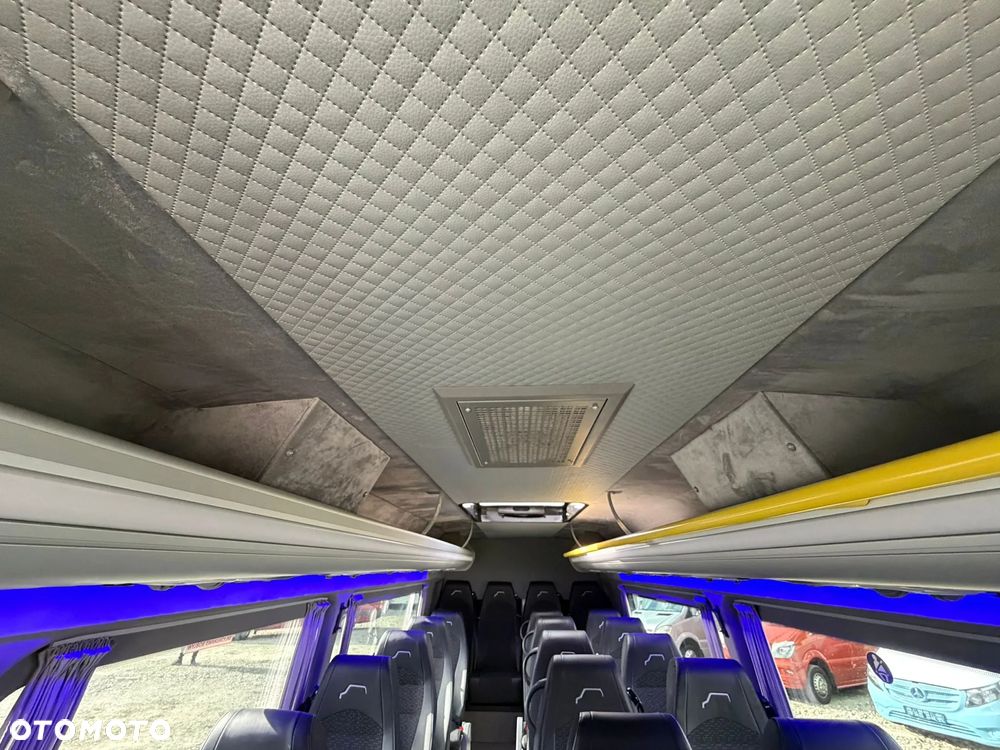 Mercedes-Benz Sprinter 517 - 34