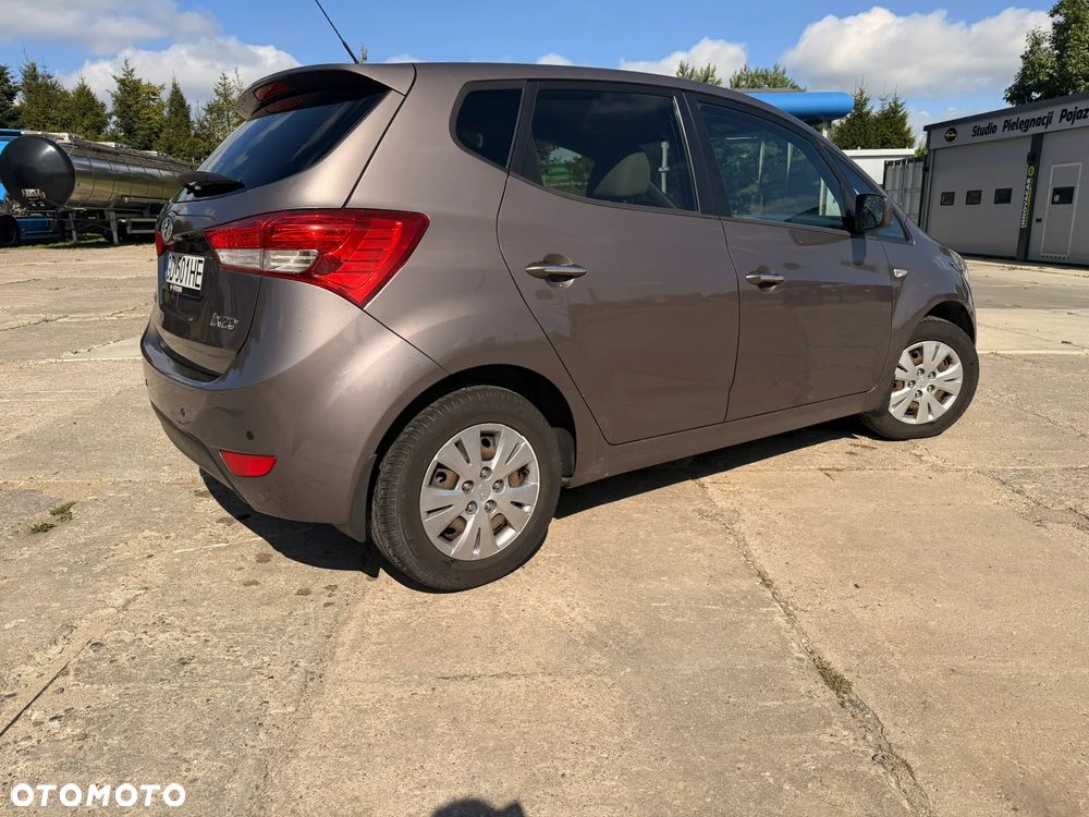 Hyundai ix20 1.4 Comfort - 4