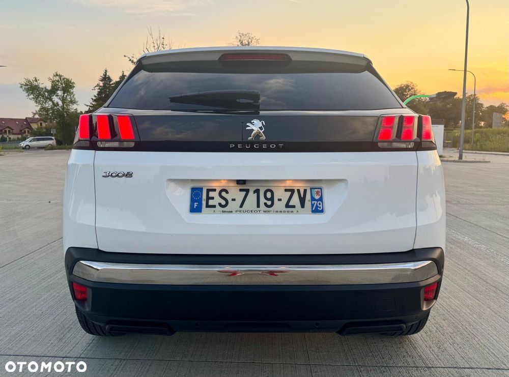 Peugeot 3008 HDi FAP 150 Premium - 11