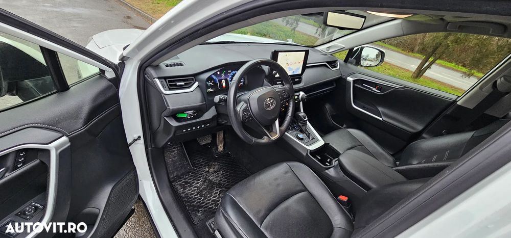 Toyota RAV4 2.5 VVT-iE 4x4 Luxury Premium - 28