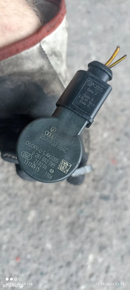 AUDI A8 D3 A6 C6 3.0 TDI ASB ZAWÓR PALIWA LISTWA CZUJNIK 057130764C