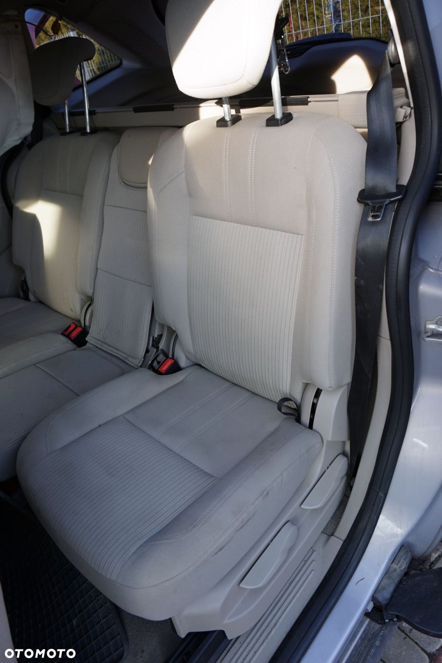 KANAPA TYLNA GRAND C-MAX II MK2 CB7 BEŻOWA FOTELE II RZĄD FORD 2010-2019 - 1
