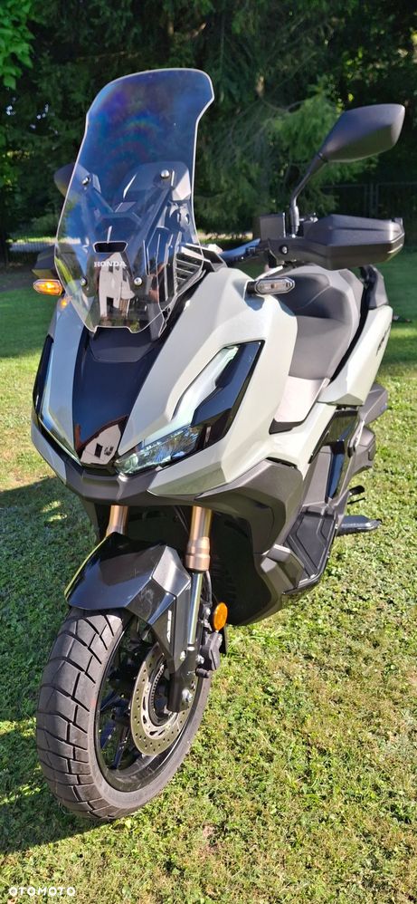 Honda ADV350 - 14