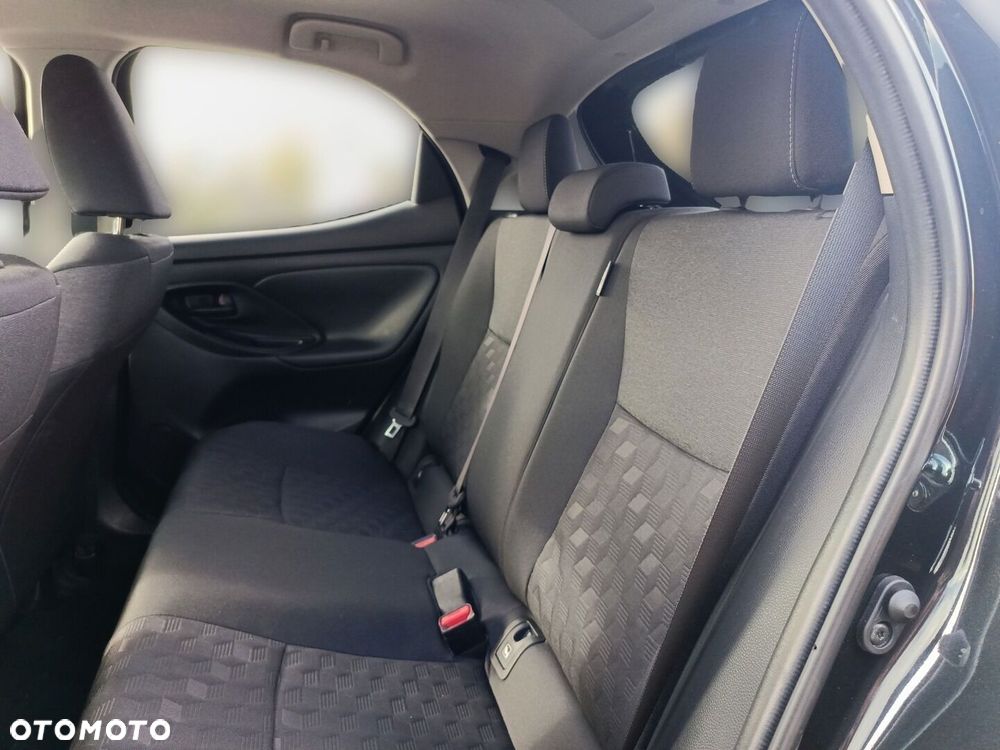 Toyota Yaris Hybrid 1.5 Style - 14