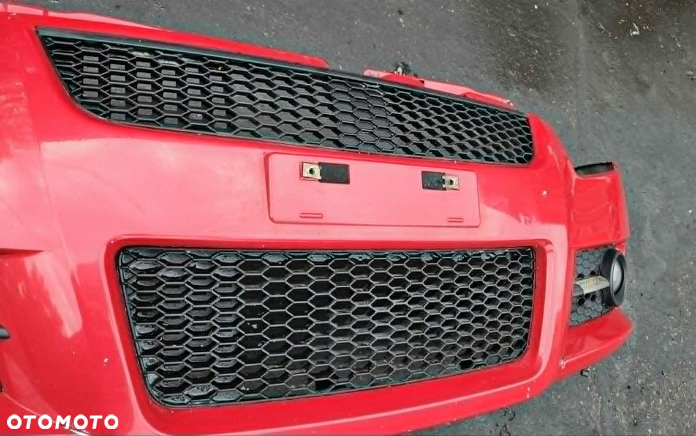 Suzuki Swift rok 2008 zderzak przedni kod lakieru ZCK - 5