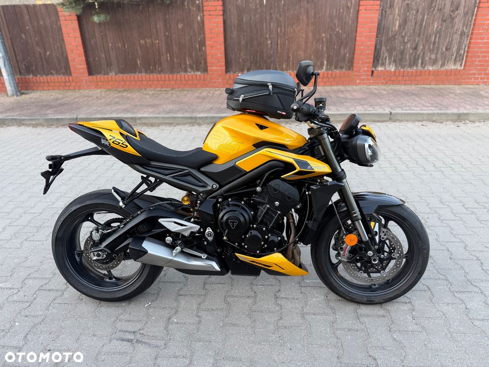 Triumph Street Triple - 6