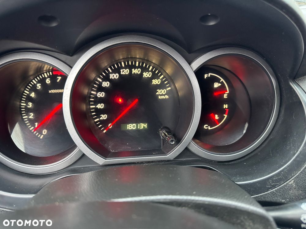 Suzuki Grand Vitara 1.6 Black&White - 11