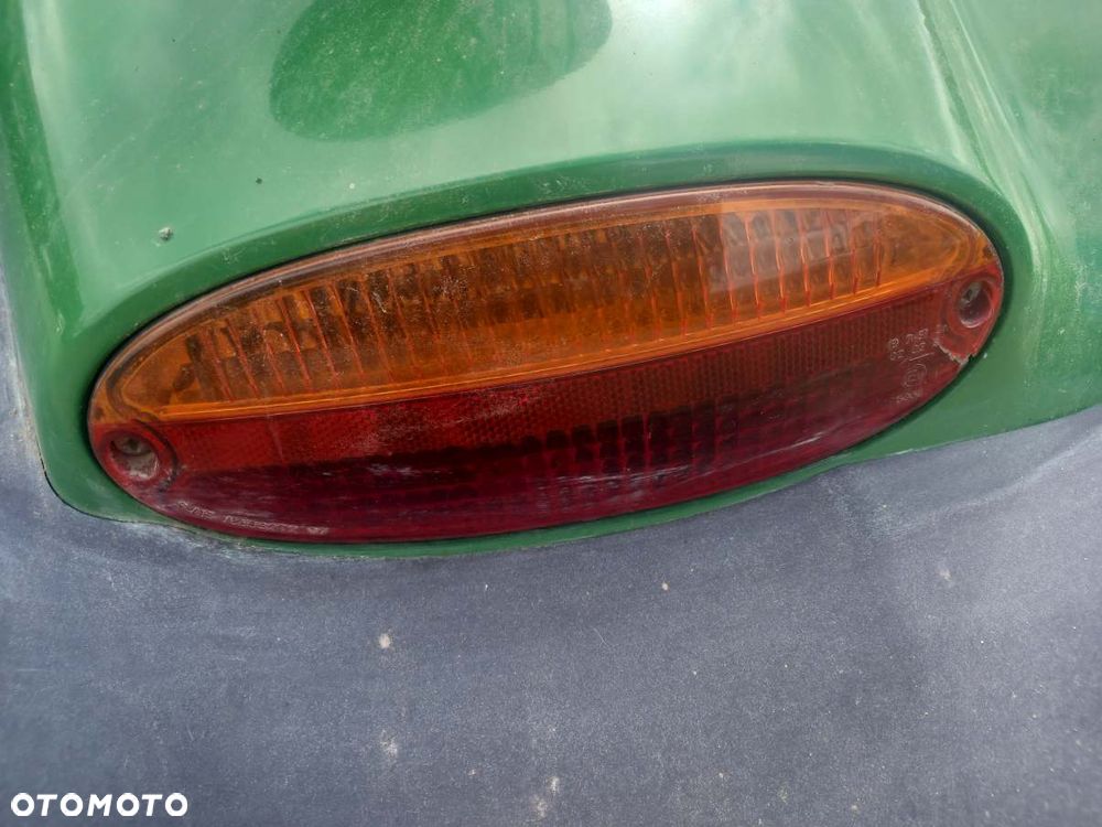 Tylna lampa John Deere 7280R - 2