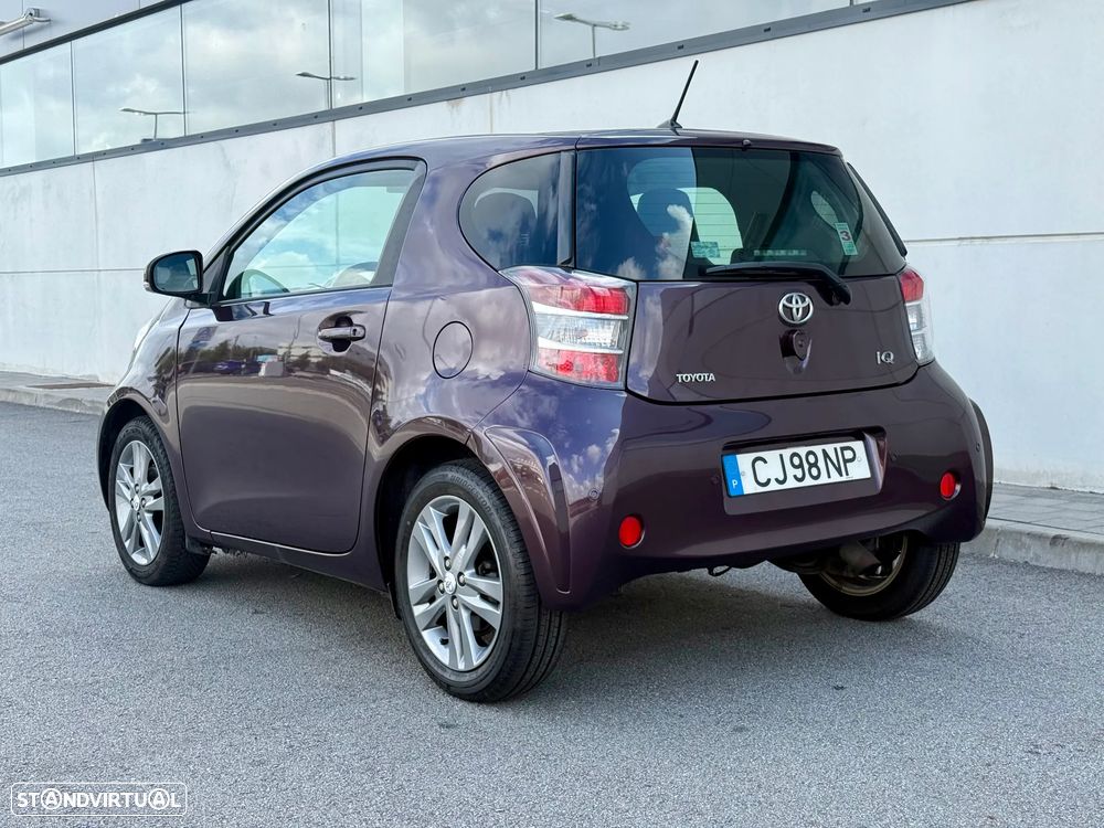 Toyota iQ 1.33 VVT-i 2 MultiDrive EP+NAVI+Bluetooth - 2