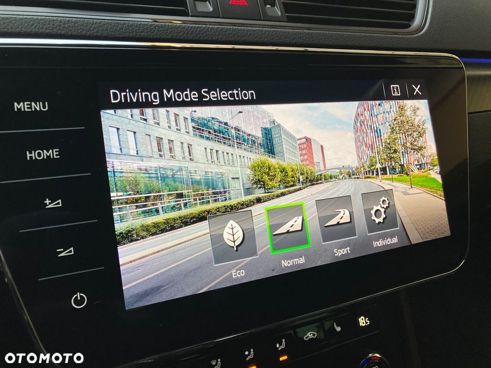 Skoda Superb 2.0 TDI SCR Sportline DSG - 21