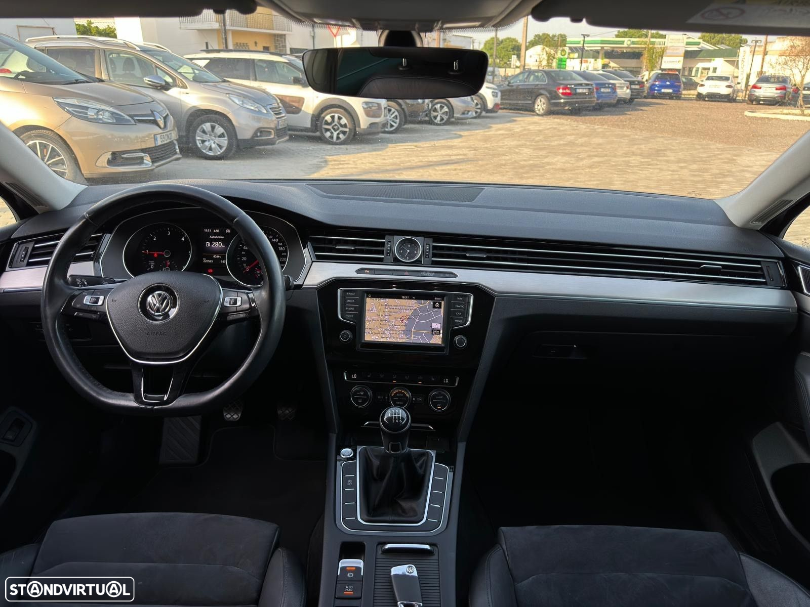 VW Passat Variant 2.0 TDi Highline - 18