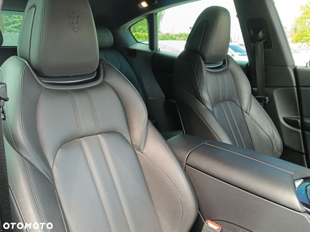 Maserati Levante - 25