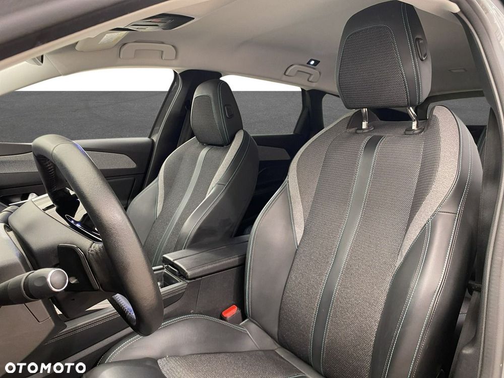 Peugeot 308 BlueHDi 130 EAT8 Allure Pack - 11