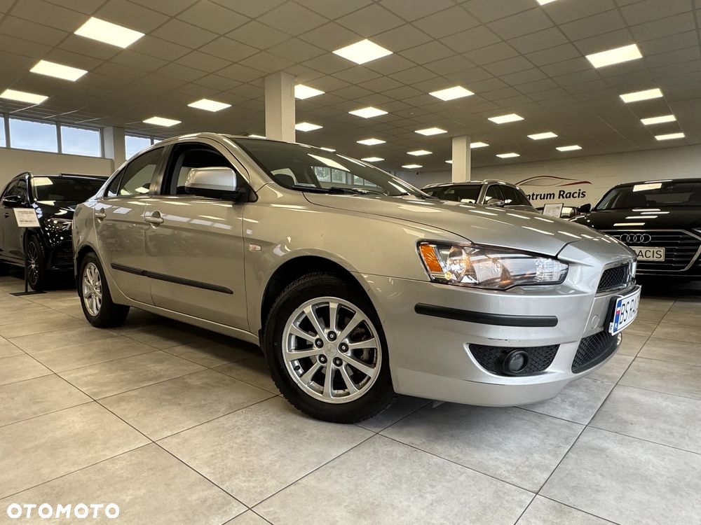 Mitsubishi Lancer 1.8 Intense - 18