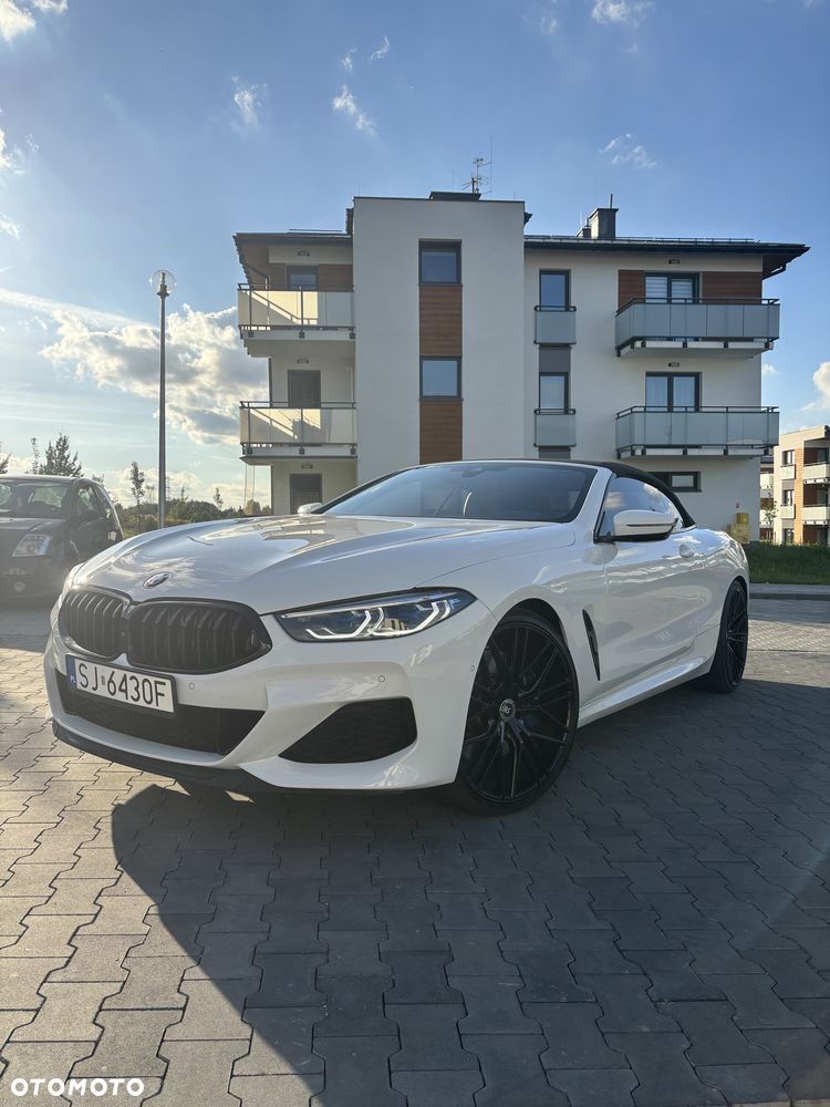 BMW Seria 8 - 2