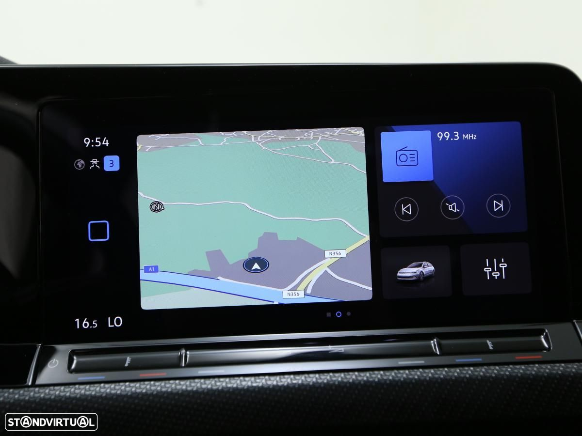 VW Golf Variant 2.0 TDi R-Line DSG - 27