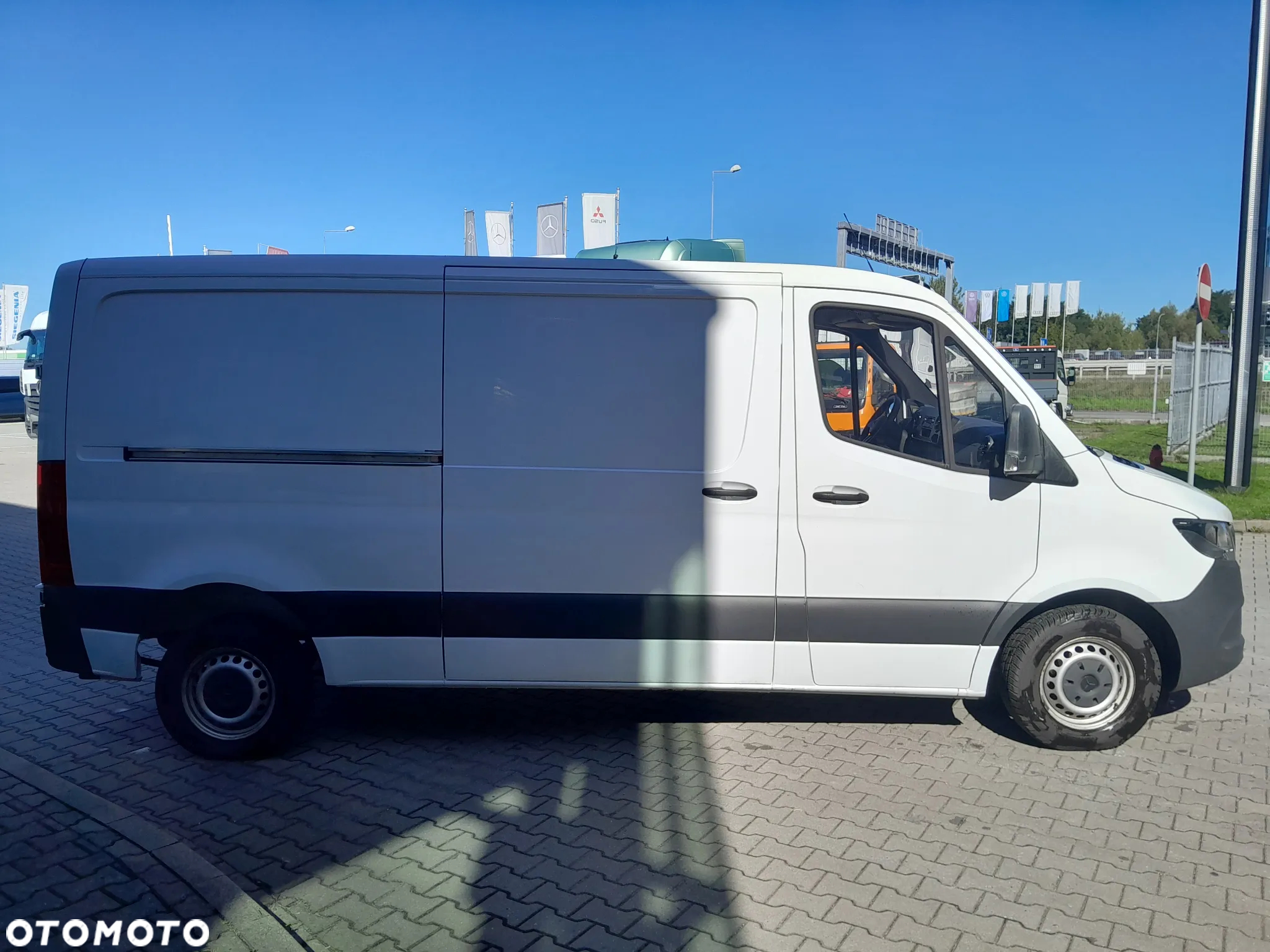 Mercedes-Benz Sprinter - 7