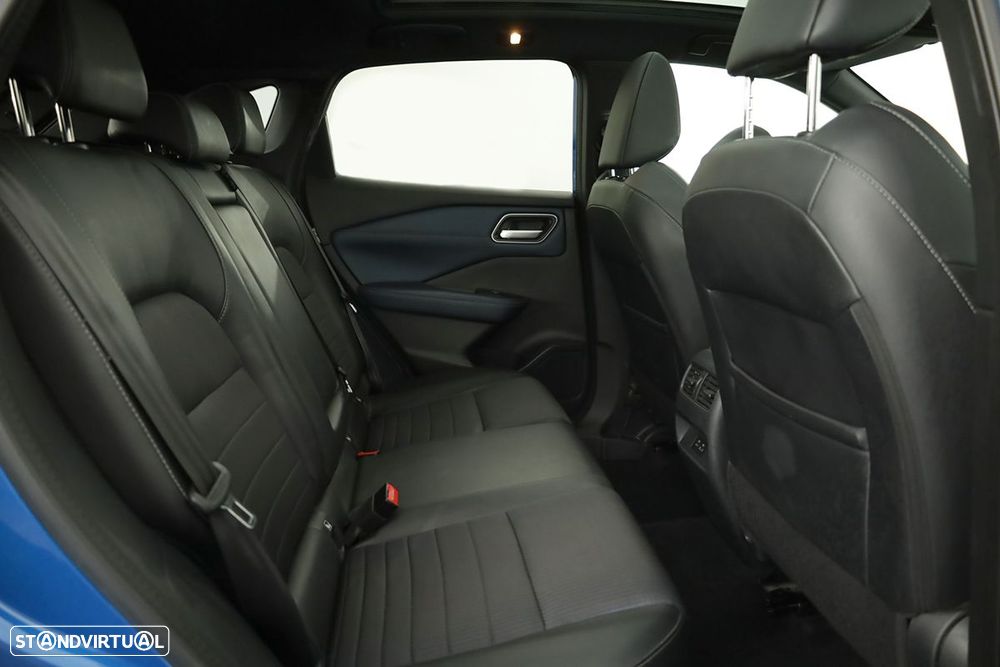 Nissan Qashqai 1.3 DIG-T Tekna - 22