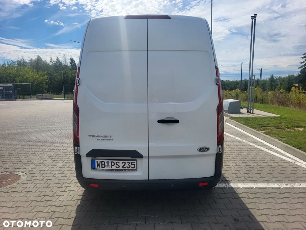 Ford Transit Custom - 12