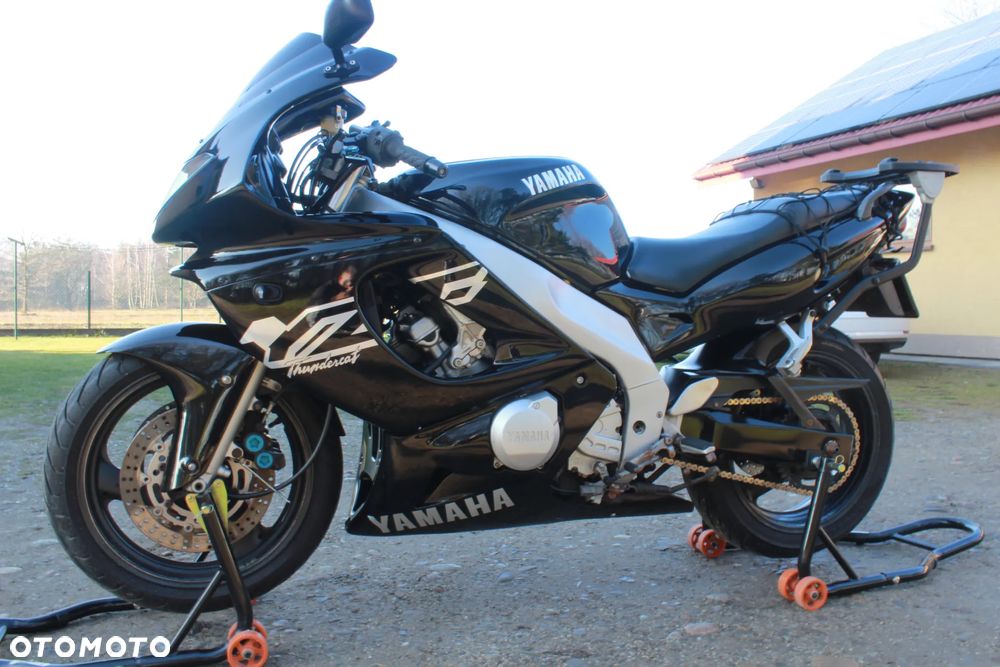 Yamaha YZF - 5