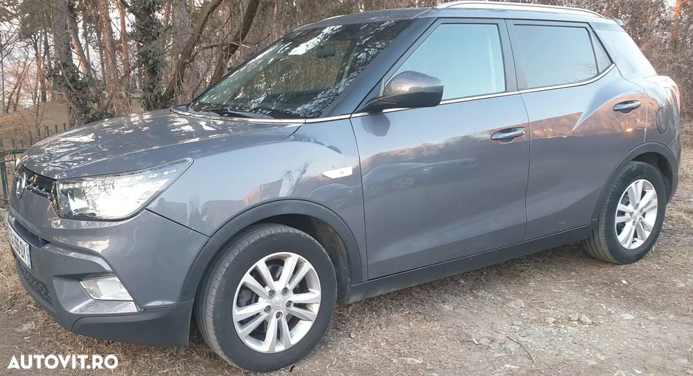 SsangYong Tivoli e-XDi 160 2WD Sapphire - 1