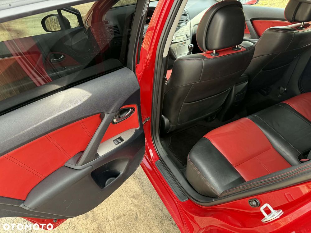 Toyota Avensis 1.8 Sol EU5 - 31