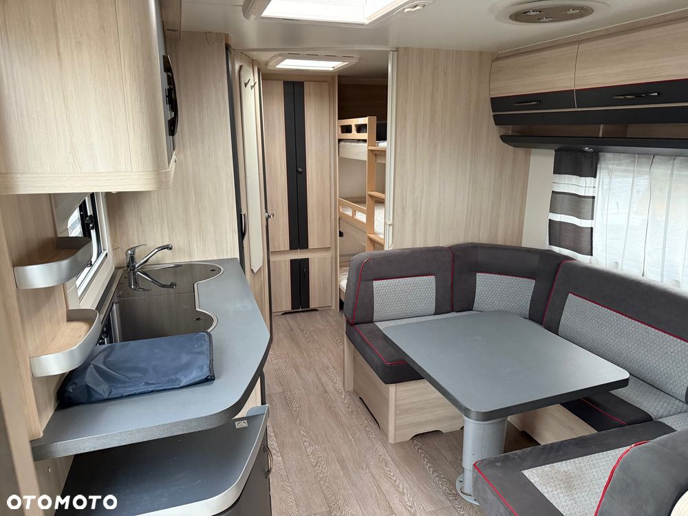 Hobby De Luxe Edition 545 KMF 2016 - 6
