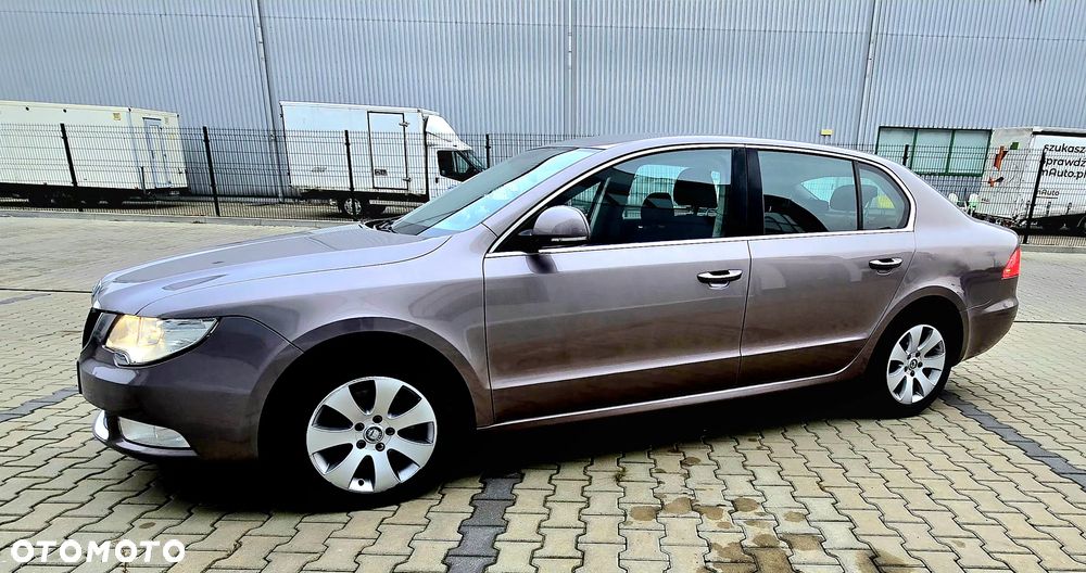 Skoda Superb 1.8 TSI Ambition - 11