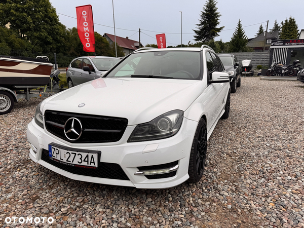 Mercedes-Benz Klasa C 250 d 4Matic T 9G-TRONIC AMG Line