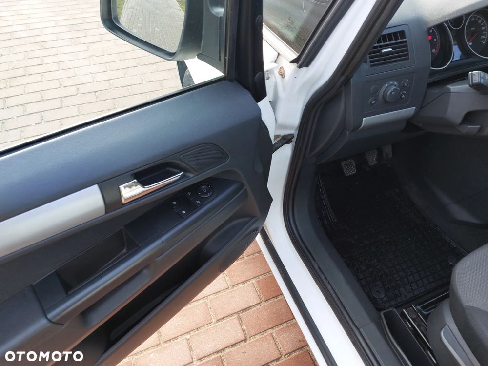 Opel Zafira 1.7 CDTI - 14