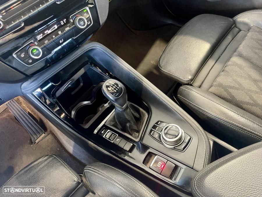 BMW X1 16 d sDrive Line xLine - 14