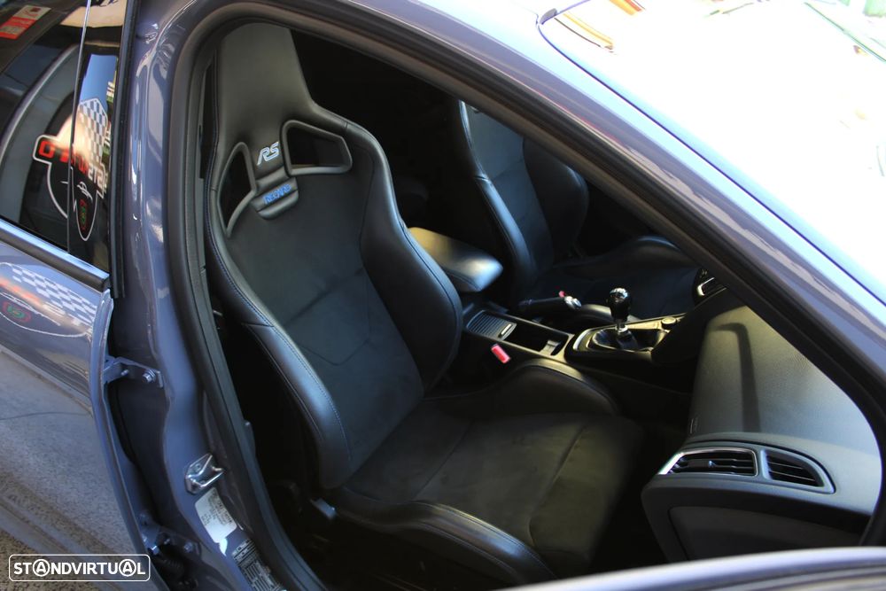 Ford Focus 2.3 EcoBoost S&S 4WD RS - 29