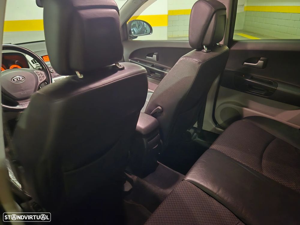Kia Ceed SW 1.6 CRDi LX - 31