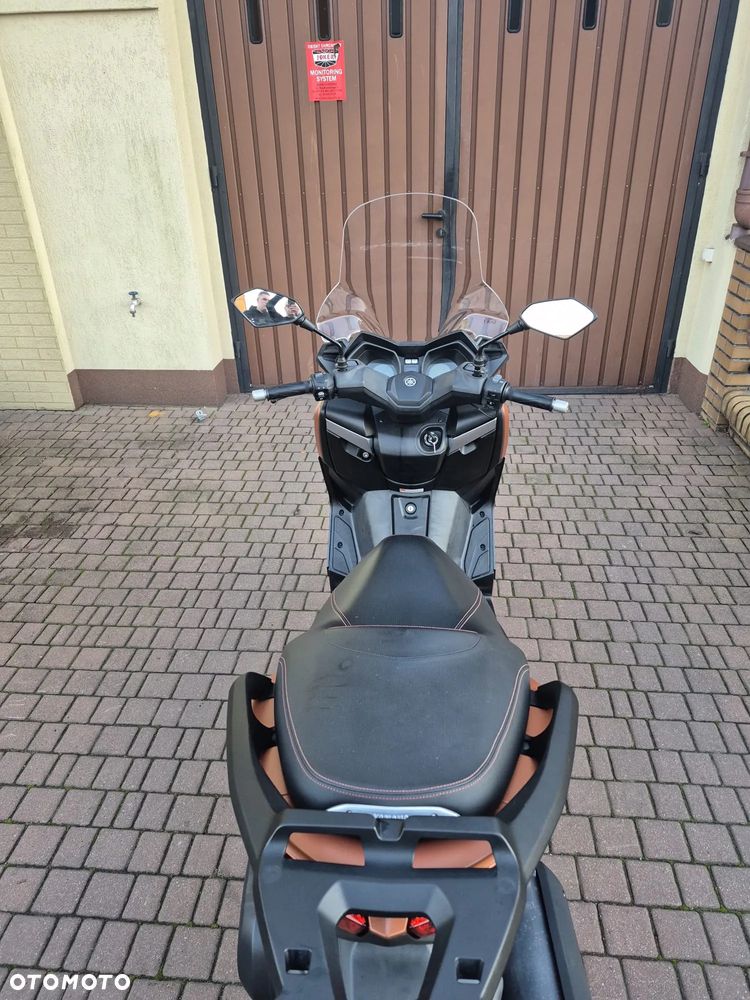 Yamaha X-max - 5