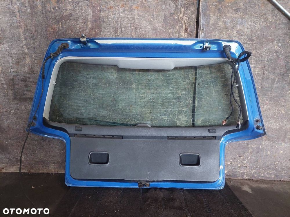 KLAPA BAGAŻNIKA KOMPLETNA VOLKSWAGEN GOLF IV HB 5D LW5Z - 5