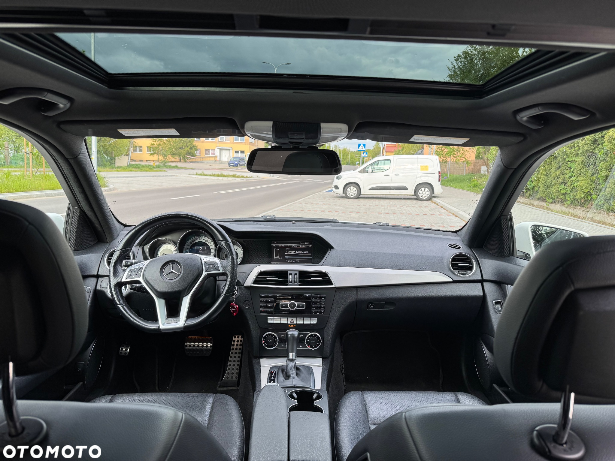 Mercedes-Benz Klasa C 350 T (BlueEFFICIENCY) 7G-TRONIC Avantgarde - 8