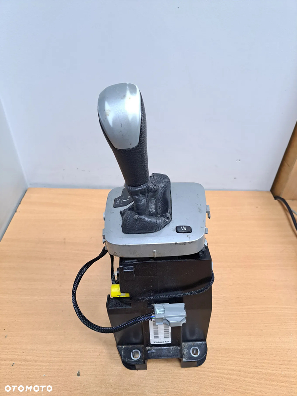 LEWAREK BIEGÓW VOLVO XC90 I 2.4 D5 AUTOMAT EU P08689424