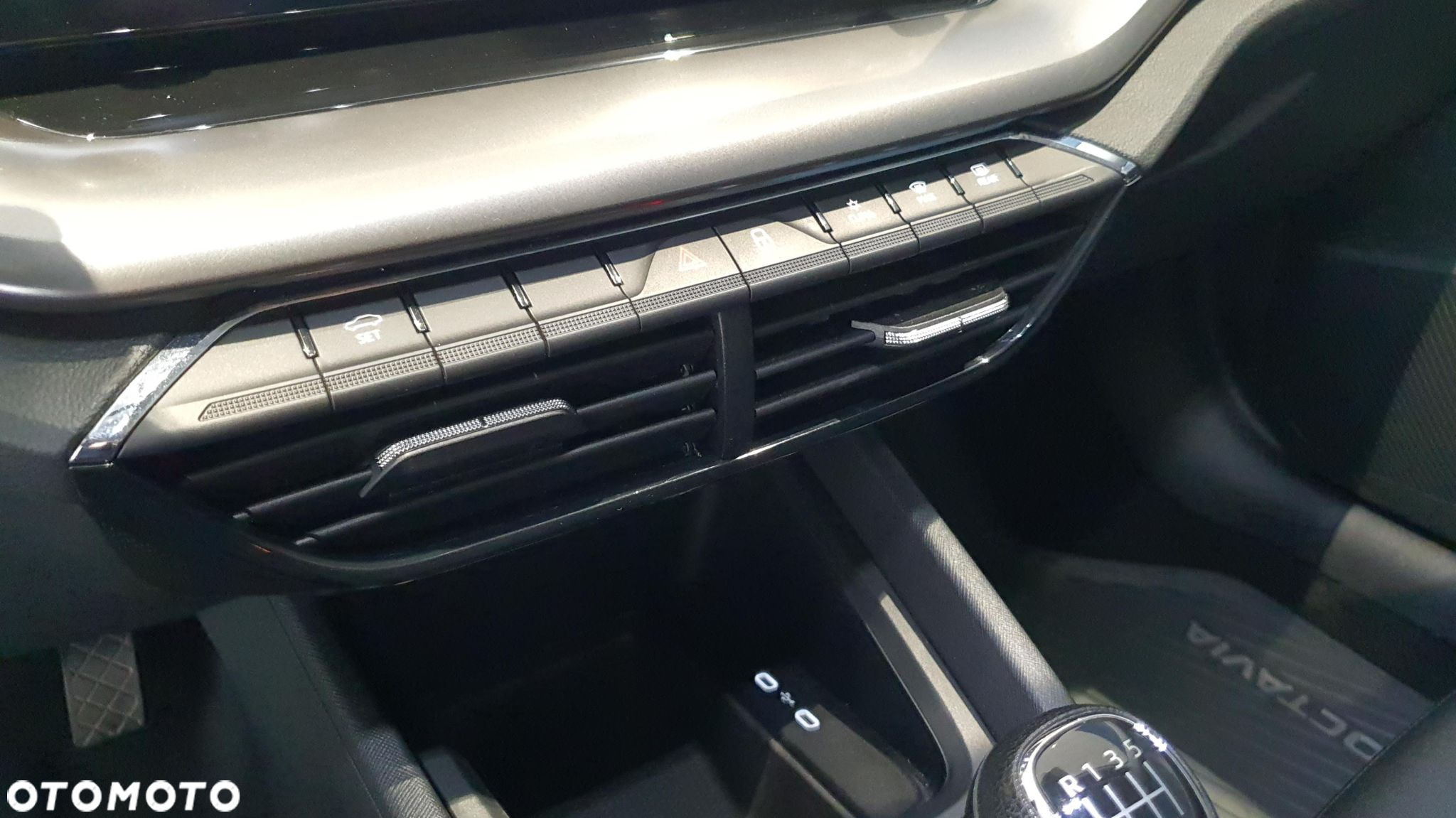 Skoda Octavia 2.0 TDI Active - 24