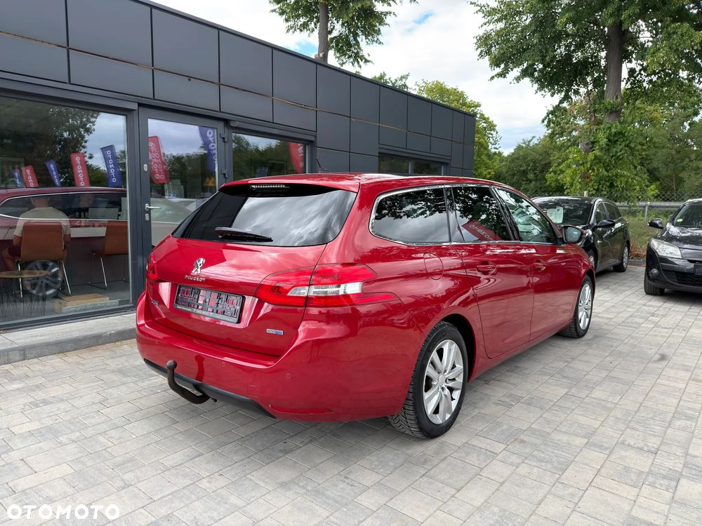 Peugeot 308 1.6 BlueHDi Allure S&S - 6