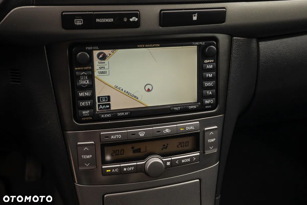 Toyota Avensis 1.8 VVT-i Combi - 26