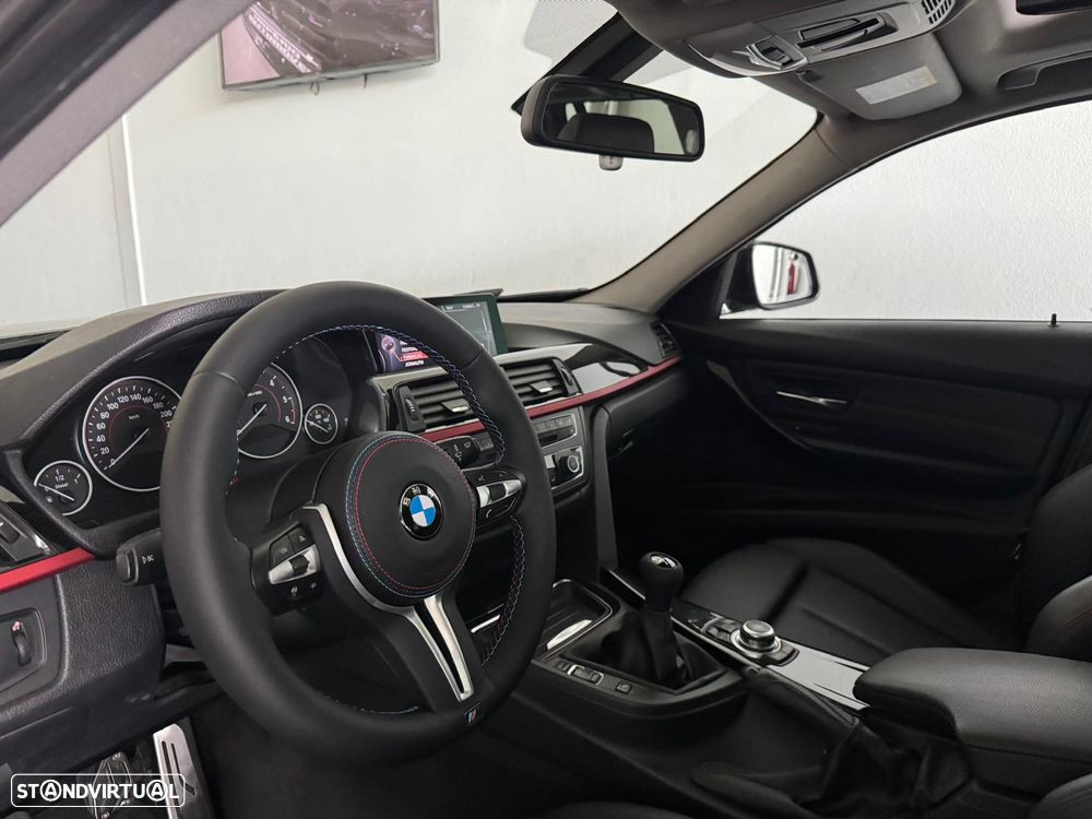BMW 320 d EfficientDynamics - 19