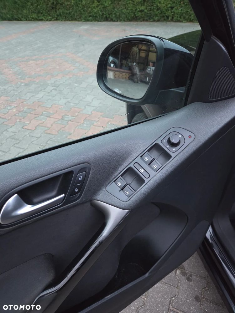 Volkswagen Tiguan 2.0 TDI DPF 4Motion Track & Field - 17