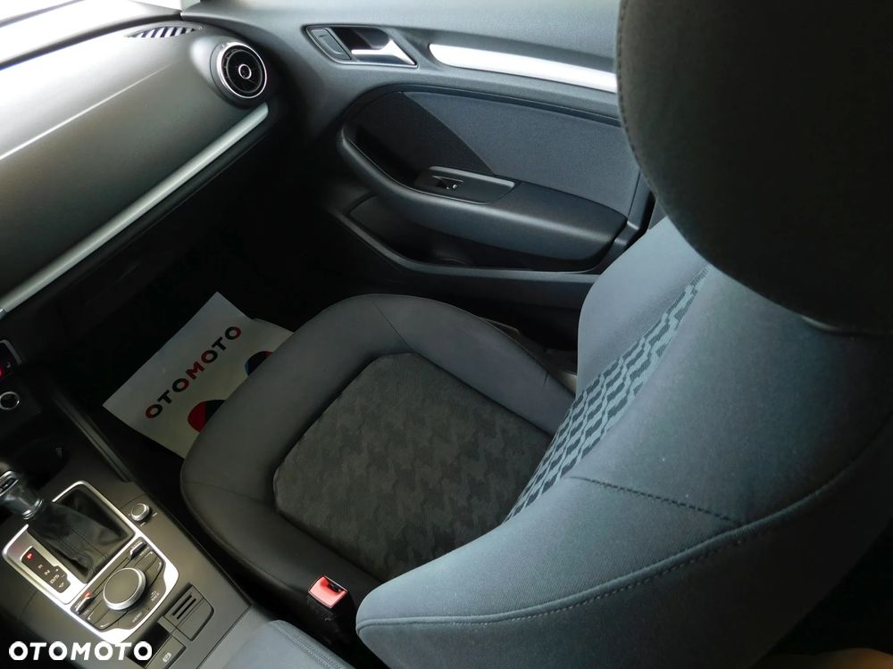 Audi A3 Limousine 1.6 TDI S tronic - 24