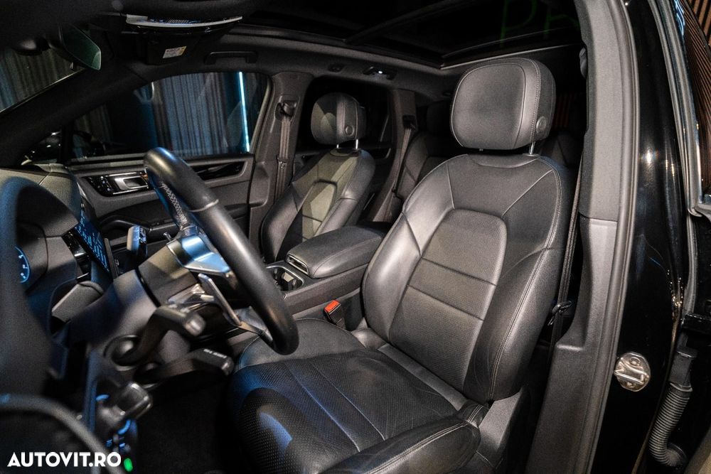 Porsche Cayenne Standard - 34