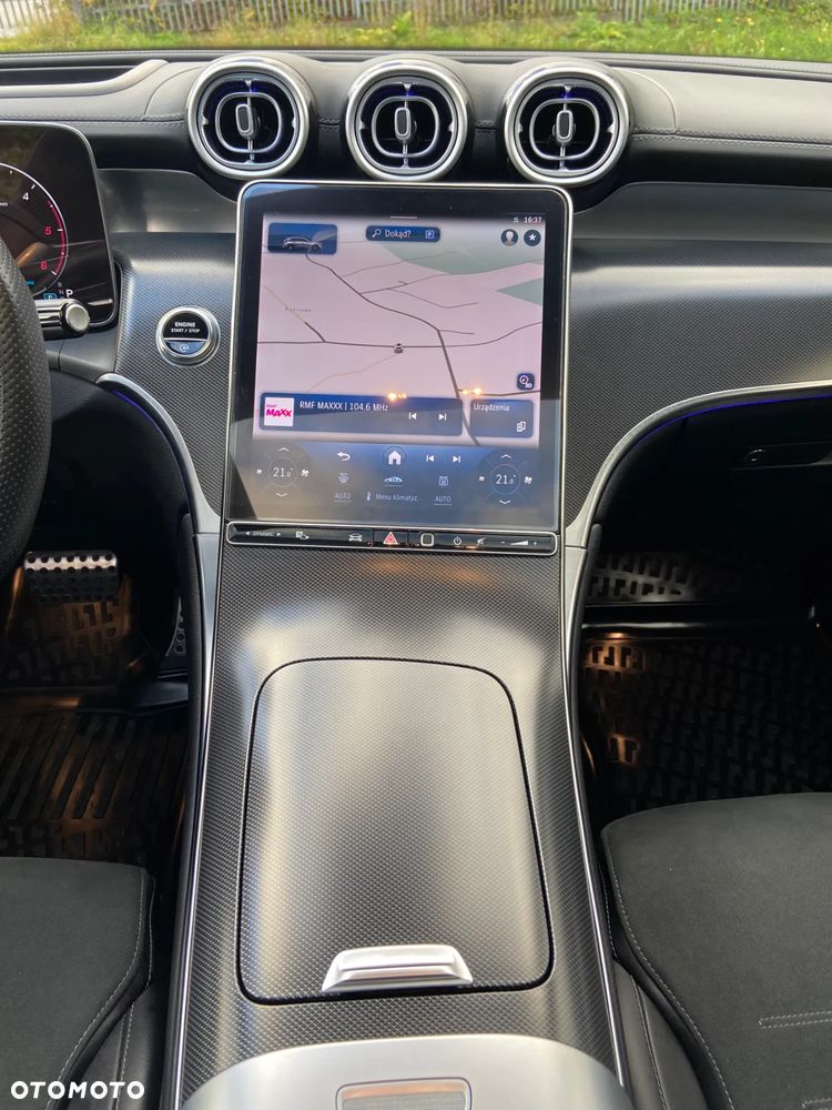 Mercedes-Benz GLC 220 d 4Matic 9G-TRONIC AMG Line Advanced - 17