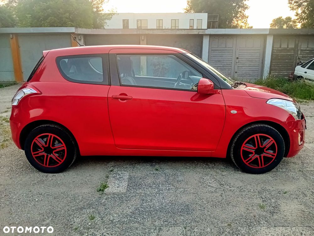 Suzuki Swift - 6