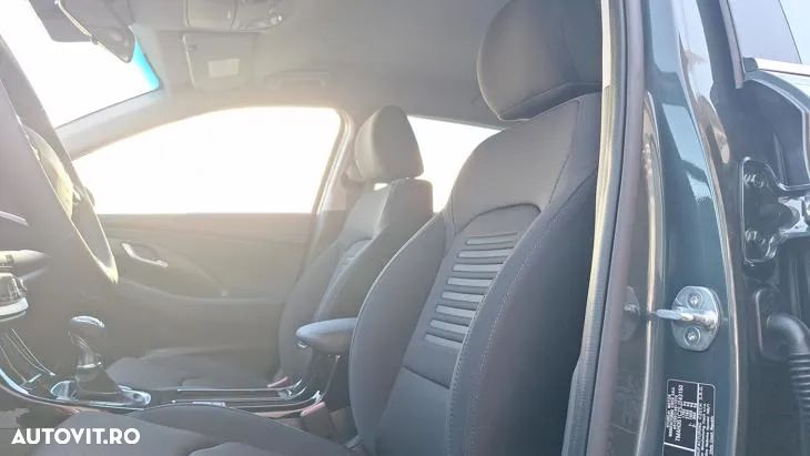 Hyundai i30 1.5 96CP M/T Highway - 11